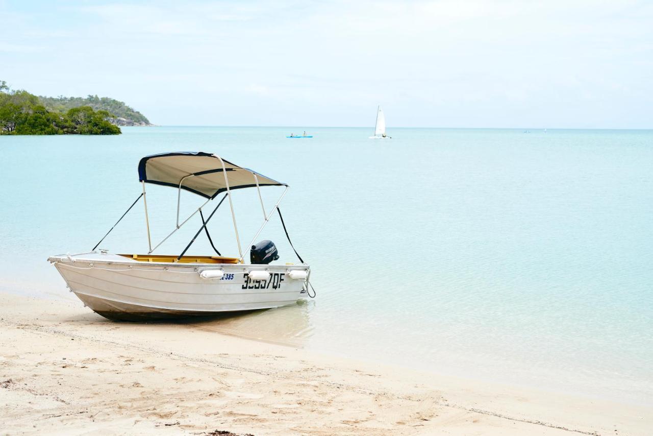 Orpheus Island Lodge Exterior photo